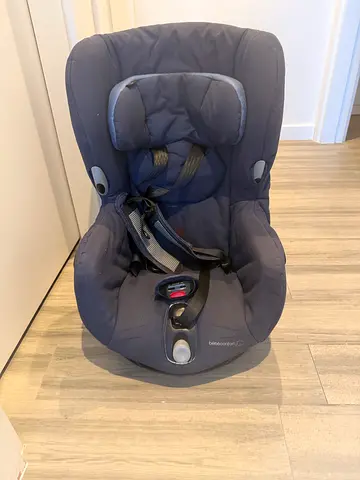 Child Care seat - Bébé Confort Axiss Rotating Car Seat - 200 Aed each (2 available)