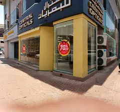OPTICALS SHOP WELL FURNISHED