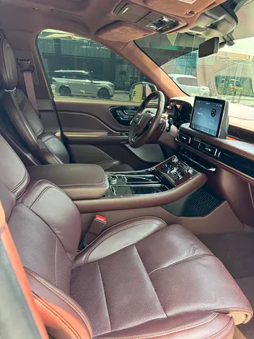 2023 Lincoln AVIATOR — миниатюра 18
