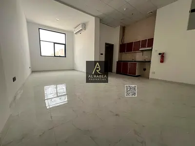 استديو بمساحه كبيره في منطقه الياسمين اول ساكن