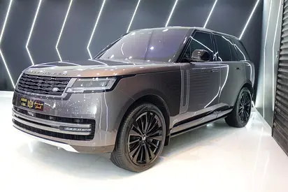 2022 Range Rover Vogue P530 First Edition, Rear Entertainment, Deployable Side Steps,Dealer Warranty