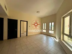 READY TO MOVE IN | UNFURNISHED | LOW FLOOR