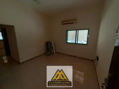 للإيجار غرفتان وصالة بالنخيل، بلكونة، طابق أرضي، تكييف سبليت، قرب الكورنيش، 29,998 درهم، 6 دفعات.