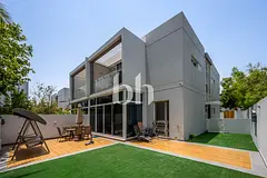 Upgraded | Single Row | Close to Schools
