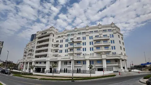 Spacious 1 Bedroom | Syann Park 1 | Balcony | Community View