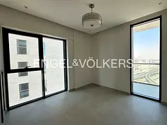 Brand New | 2 Parking Spots | High Quality