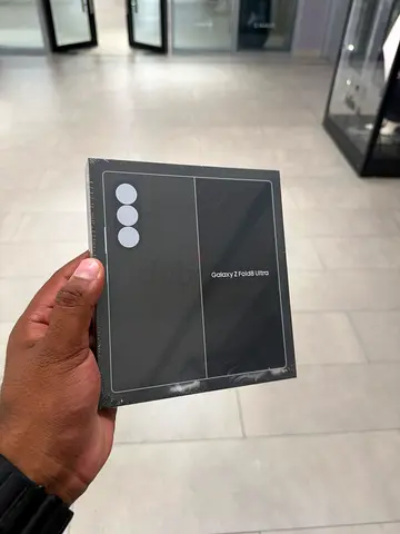 Samsung Galaxy Z Fold 8 ULTRA