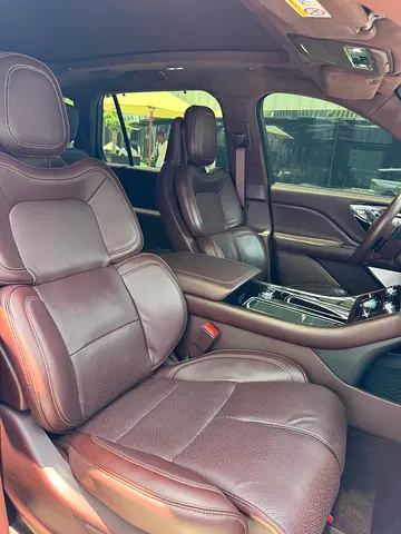 2023 Lincoln AVIATOR 照片 14