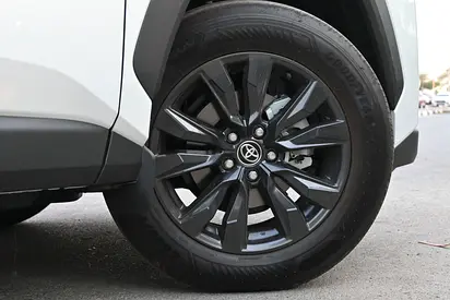 2026 Toyota RAV 4 — фото 13