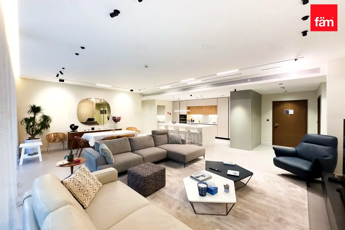 Spacious 3 Br + Maid | Exclusive | Prime Location