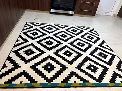 Black  White Geometric Rug - Good Condition