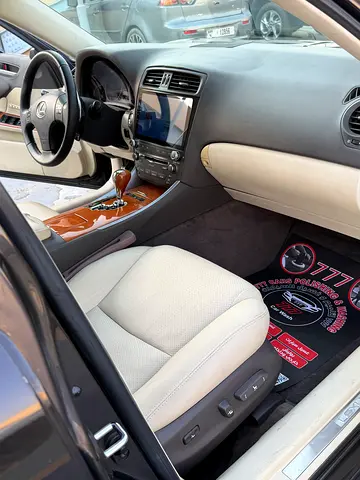 صورة مصغرة 10 لـ 2009 Lexus IS-SERIES