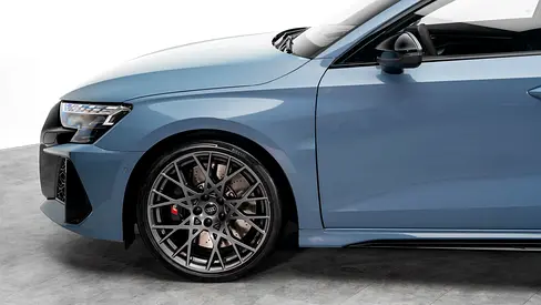 صورة 4 لـ 2025 AUDI RS3