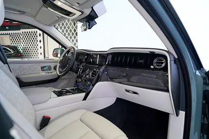 2026 ROLLS-ROYCE CULLINAN 缩略图 17
