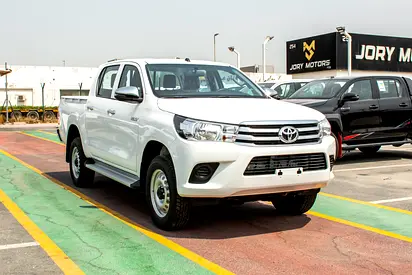 Toyota Hilux Double Cab DLX 2026 GCC Specs