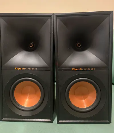 Klipsch bookself speaker MODEL NO (R50 M)