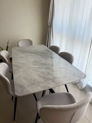 Dining Table x 6chairs/ Marble top