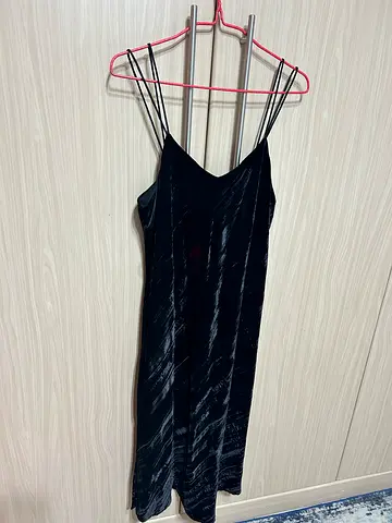 Sam Edelman Black velvet slip dress with thin straps, size 10 US (M-L)