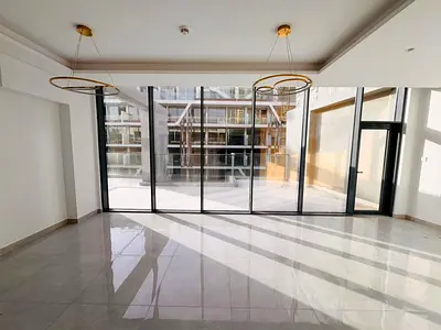Unfurnished | Vacant | Spacious layout | 4 Cheques