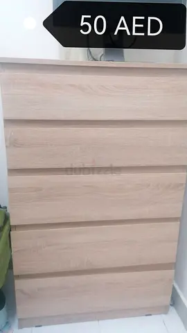 5-drawer chest -good condition