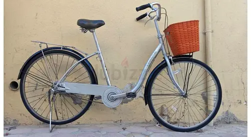 Cruiser bike Japan import Free delivery used refurbished 100% working with basket and soft seat