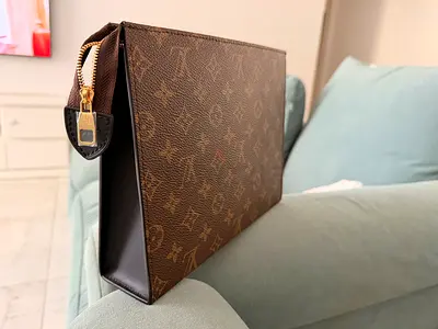 Louis Vuitton Monogram Zip Pouch / Clutch for MEN– Excellent brand new best replica available