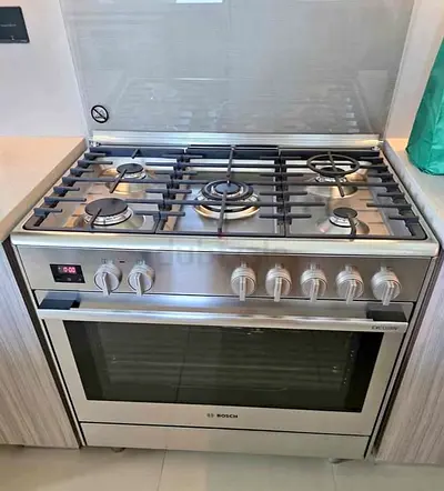 Bosch brand series 8 model cooker top gas oven electric  90cm