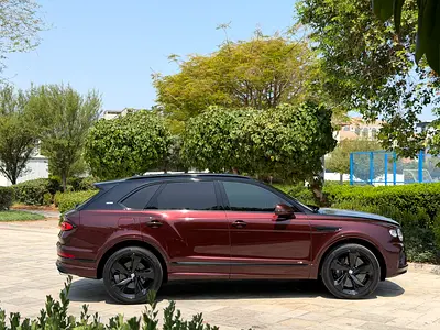 صورة 5 لـ 2021 Bentley BENTAYGA