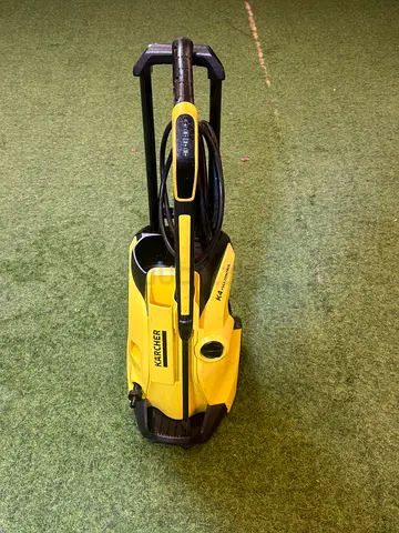 Kärcher K4 full control Pressure Washer -