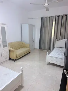 Al nahada bed space for ladies fully furnished WiFi near dubai border Al nahada sharjha