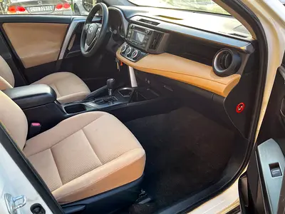 2016 Toyota RAV 4 — фото 14