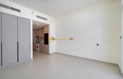 Pool View | Fitted Kitchen | Call Now