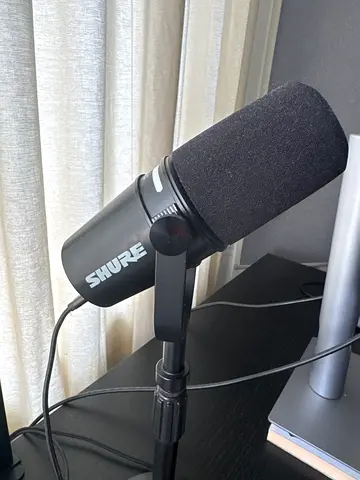 Shure MV7+ USB/XLR Podcasting Microphone with Boom Arm