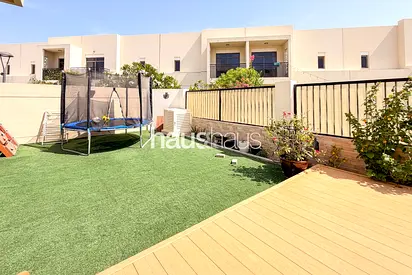 Single Row | Corner Plot | Great Location