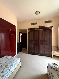 1 Room available in 2 Bhk apartment for a family Location near Madina Mall