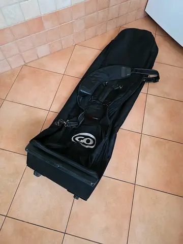 Golf traveling bag black