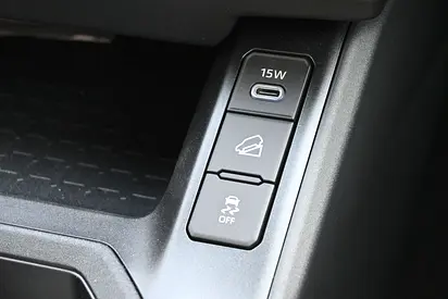 2026 Toyota RAV 4 — фото 7