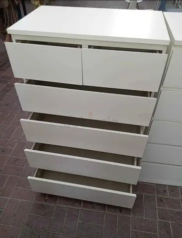 White 6-Drawer Chest / Dresser - Minimal Design