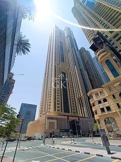 Sea view / EMAAR beachfront view / Spacious 3BR+maid, Price negotiable