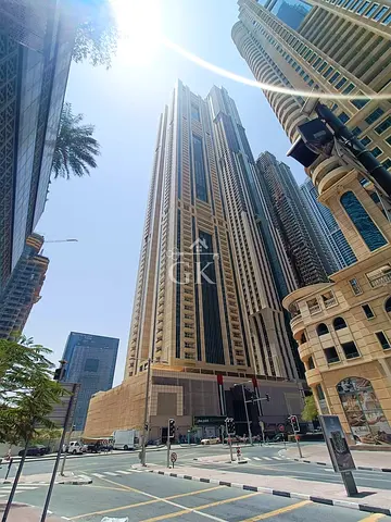 Sea view / EMAAR beachfront view / Spacious 3BR+maid, Price negotiable