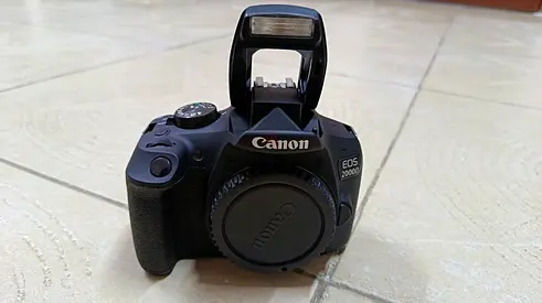 Canon EOS 2000D DSLR Camera with EF 50mm Lens 18-55 mm Lens Original Charger with Camera Bag