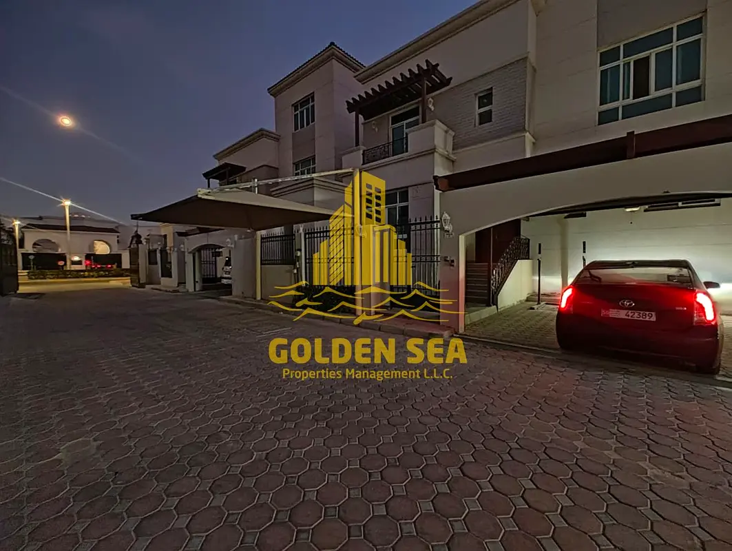 SPECIOUS 5 BR VILLA| MAID ROOM| COVERED PARKING| TERRACE| GREAT LOCATION