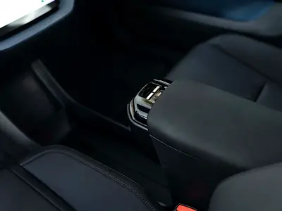 Volvo EX30 Plus, миниатюра 11