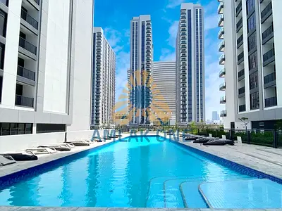 Community View | Vacant | Balcony
