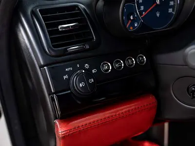 2010 Maserati QUATTROPORTE 照片 13