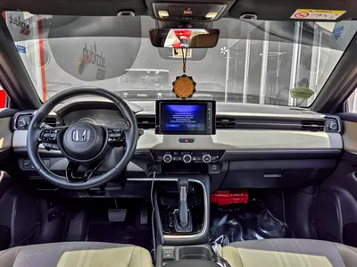صورة 9 لـ 2024 Honda HR-V