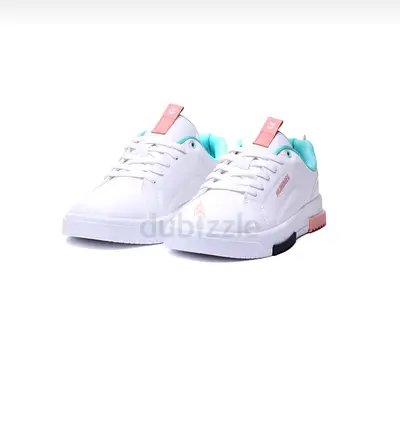 White casual sneakers with pastel accents - lightly used