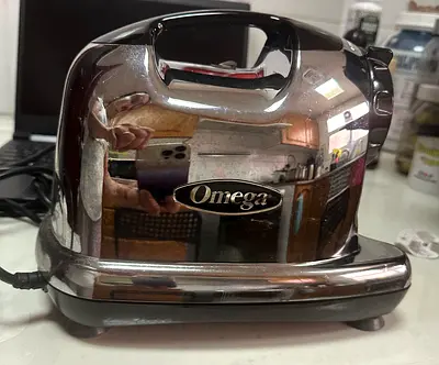 Omega 8226 Juicer Nutrition Center
