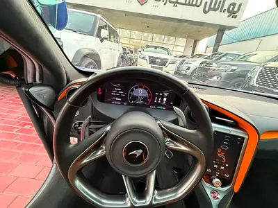 صورة 2 لـ 2024 Mclaren 750S