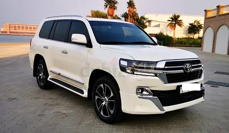 Toyota Land Cruiser 2021 GXR Grand Touring | GCC Specs | Low Mileage | Pristine Condition